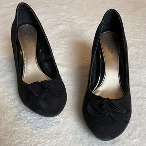 Croft & Barrow sole (sensibility) Black Faux Suede Pumps